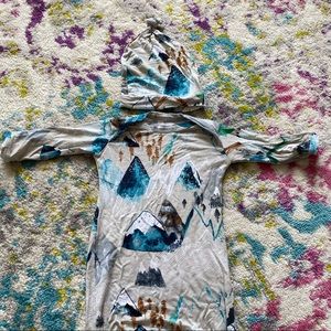 Milk Snob NB knot swaddle and hat